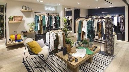 這個(gè)品牌門店推出免費(fèi)借衣服務(wù),為了&ldquo;上帝&rdquo;拼了【中國服裝圈&middot;1569期】